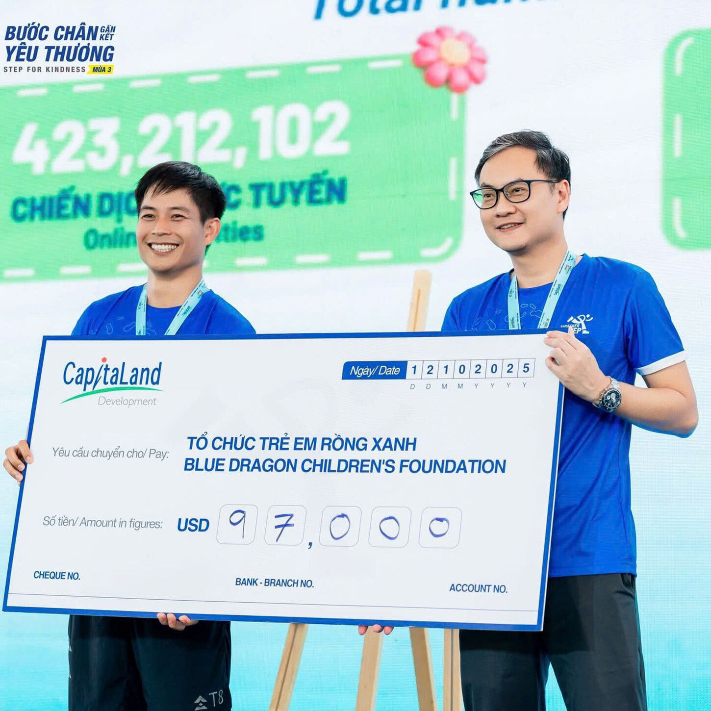 Th&ugrave;y Trang 3 copy.jpg (321 KB)