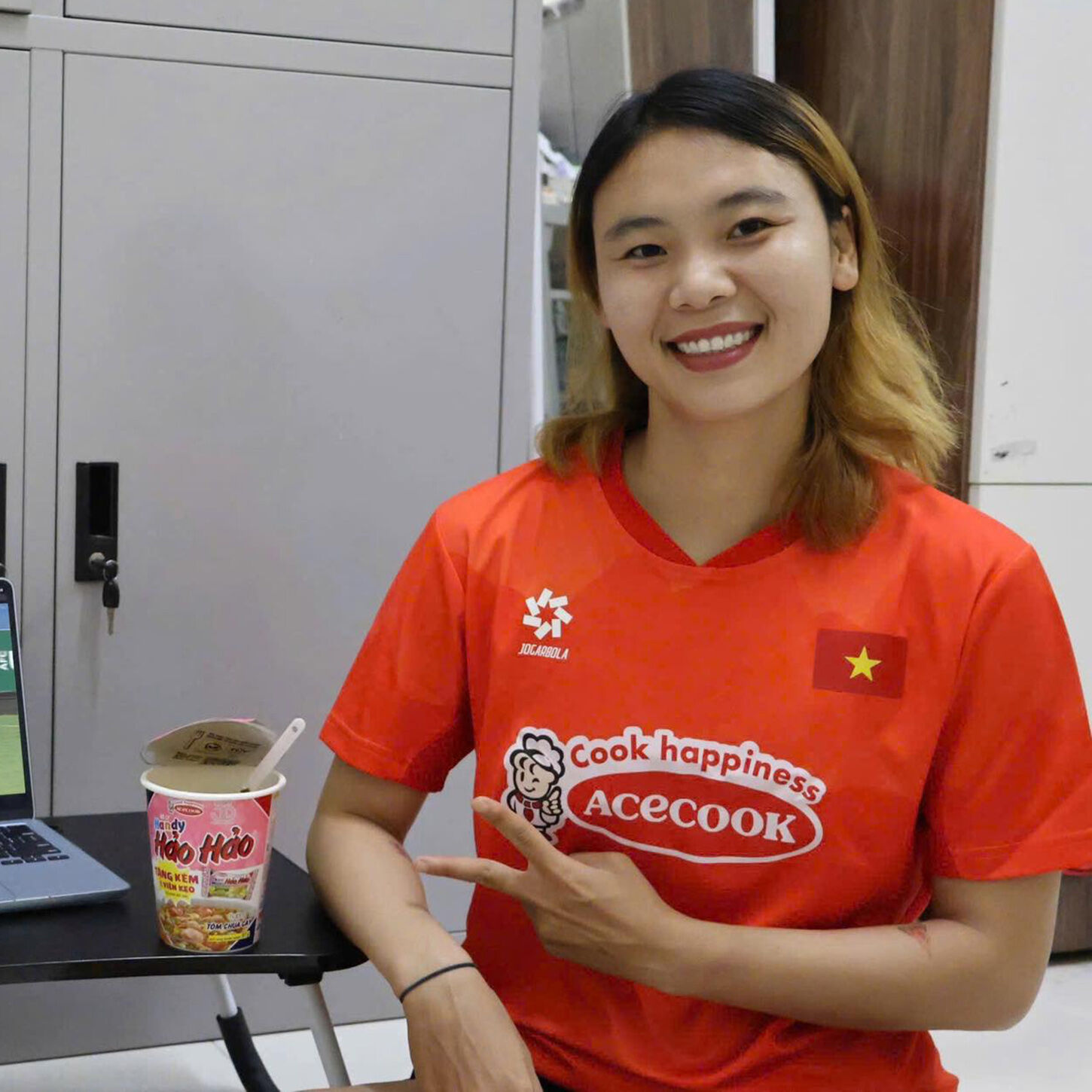 hải yến copy1.jpg (233 KB)